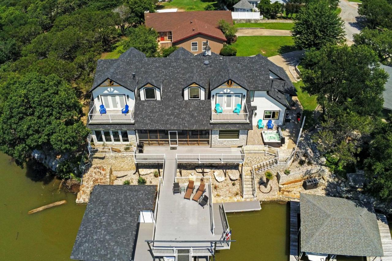 Lavish Lake House, Near Vineyards And Marinas! Granbury Esterno foto