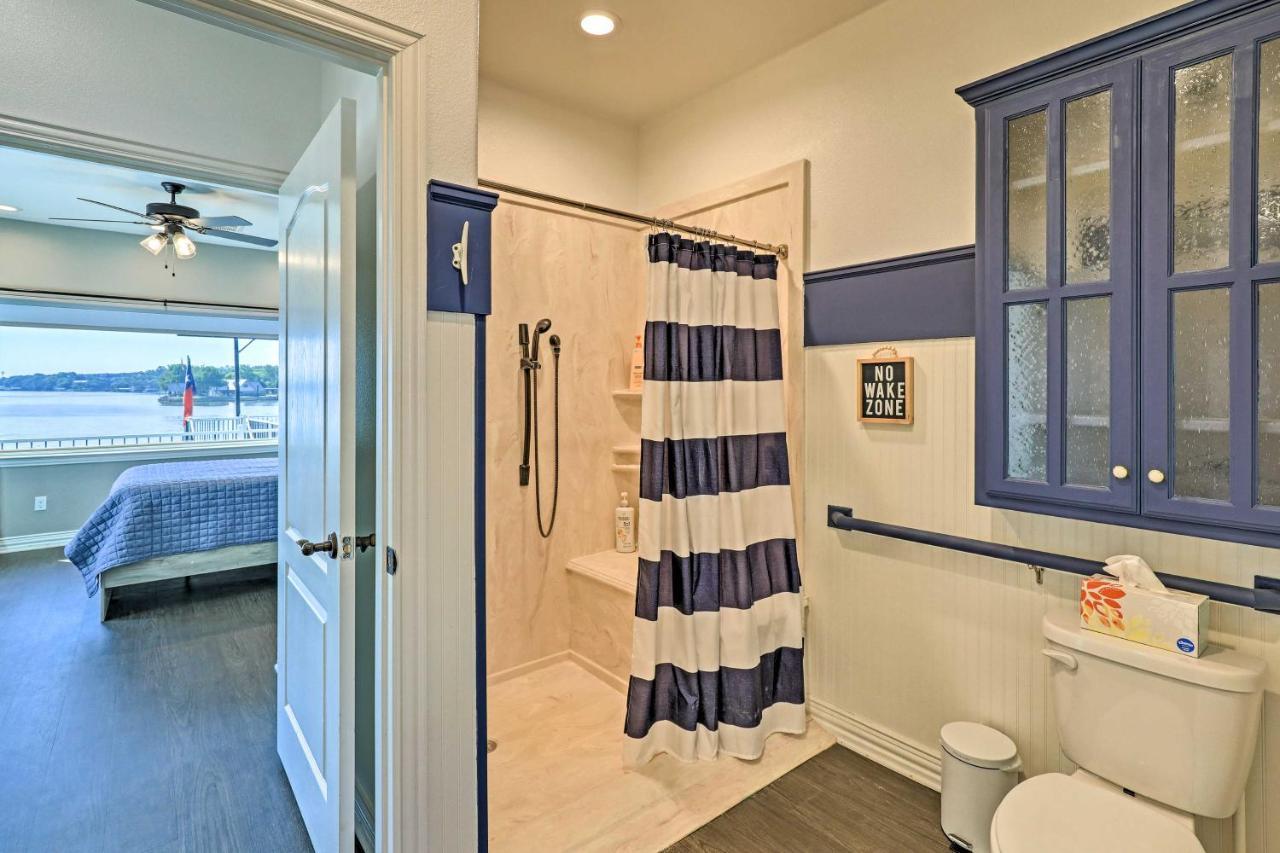 Lavish Lake House, Near Vineyards And Marinas! Granbury Esterno foto