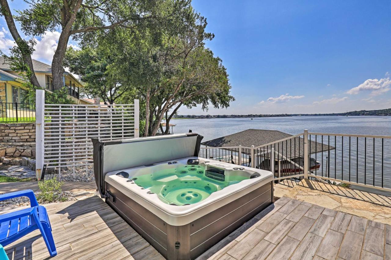 Lavish Lake House, Near Vineyards And Marinas! Granbury Esterno foto
